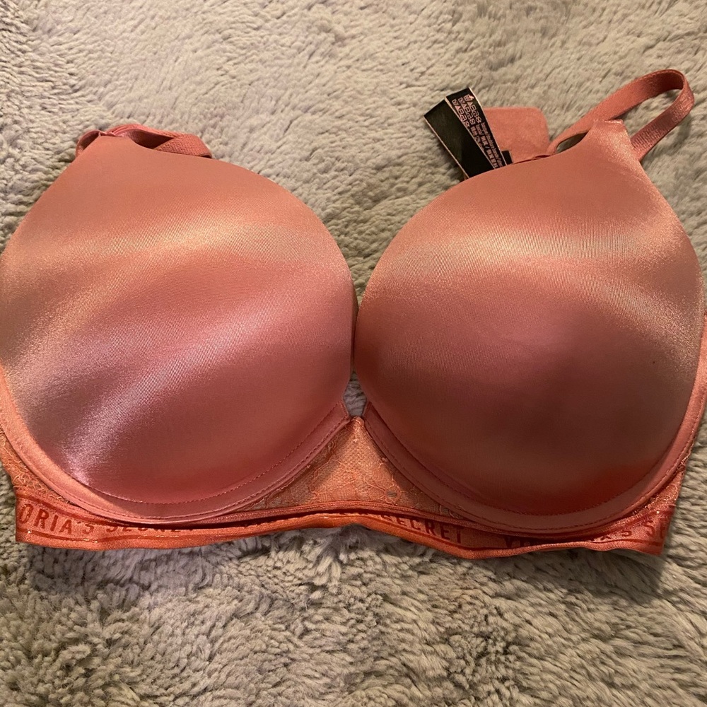 VS Bombshell Bra 34D SOLD